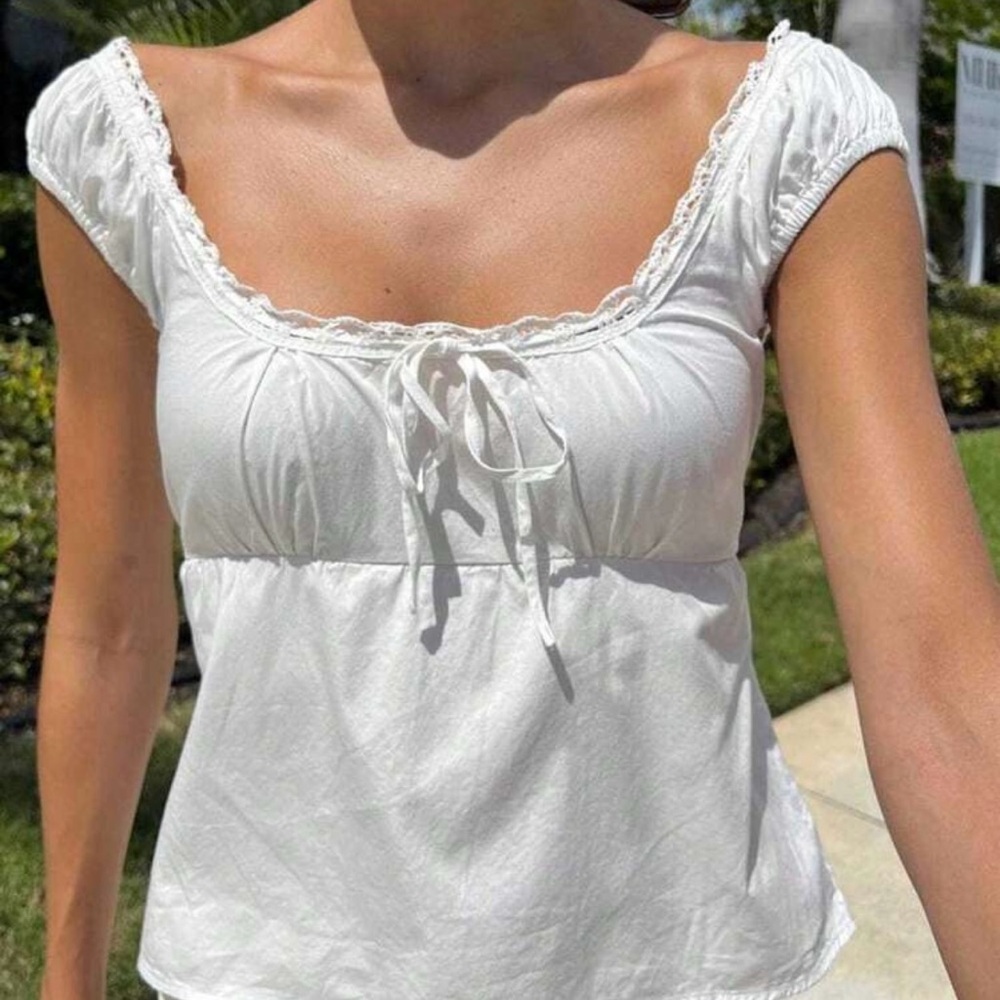 SHEIN White Lace Trim Milkmaid Top - Size Small - NWT